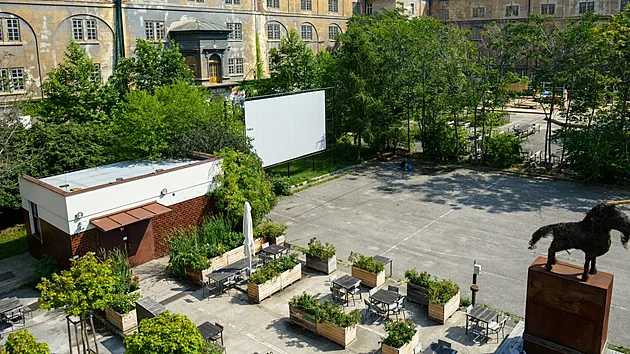Kulturní centrum v části areálu Kasárna Karlín