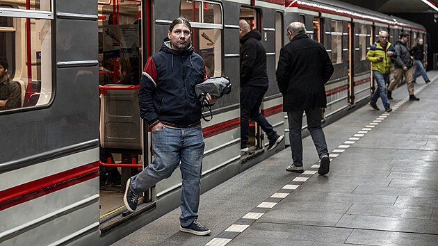 Po náročné rekonstrukci se znovu otevřela stanice metra Českomoravská. (20. března 2026)