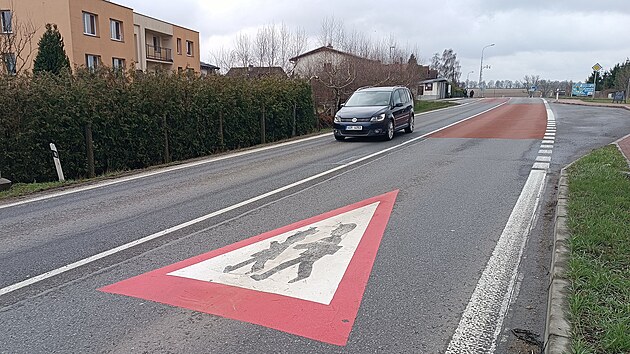 Takto se dnes proj&iacute;žd&iacute; havl&iacute;čkobrodskou m&iacute;stn&iacute; č&aacute;st&iacute; &Scaron;molovy po silnici 34. Pokud zastupitel&eacute; vyberou variantu obchvatu 3, doprava odsud kompletně zmiz&iacute;. Jestliže v&scaron;ak zvol&iacute; variantu 5, d&aacute;l se tudy bude do Brodu a z Brodu jezdit, byť by provoz měl b&yacute;t v&yacute;razně slab&scaron;&iacute;.