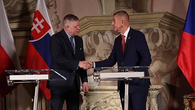 Tisková konference premiérů Andreje Babiše a Roberta Fica po jednání ministrů...