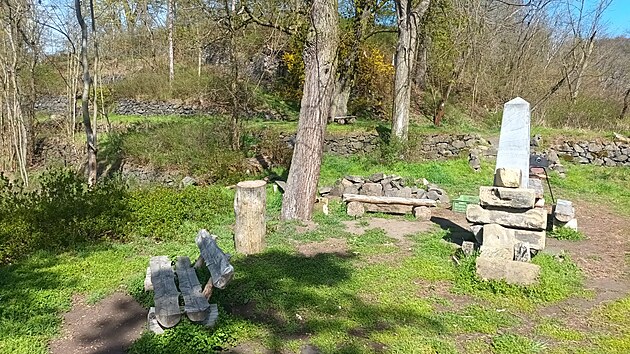 Viničn&iacute; vrch v č&aacute;sti Kr&aacute;sn&eacute; Březno v &Uacute;st&iacute; nad Labem (duben 2026)