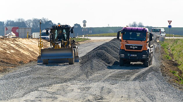 Stavba d&aacute;lnice D49 u Fry&scaron;t&aacute;ku (duben 2026)