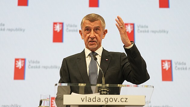 Premiér Andrej Babiš (ANO) na tiskové konferenci vlády. (13. dubna 2026)