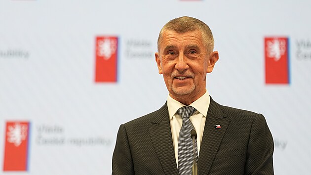 Premi&eacute;r Andrej Babi&scaron; (ANO) na tiskov&eacute; konferenci vl&aacute;dy. (13. dubna 2026)
