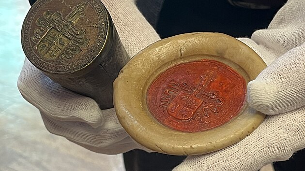 N&aacute;v&scaron;těvn&iacute;ci se mohou tě&scaron;it na unik&aacute;tn&iacute; cechovn&iacute; truhly i historick&yacute; n&aacute;bytek.