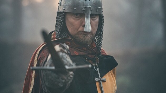 Tento sn&iacute;mek ryt&iacute;ře a &scaron;lechtice Smila z Lichtenburka
s mečem vznikl při nat&aacute;čen&iacute; filmov&eacute;ho spotu o založen&iacute; Havl&iacute;čkova Brodu.