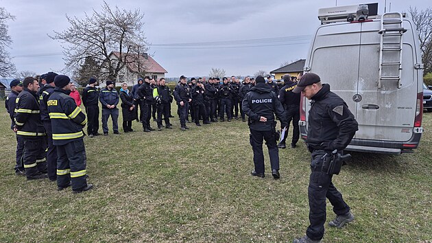 Pelhřimov&scaron;t&iacute; policist&eacute; věnovali maxim&aacute;ln&iacute; &uacute;sil&iacute; s c&iacute;lem nal&eacute;zt 14letou d&iacute;vku. (14. dubna 2026)