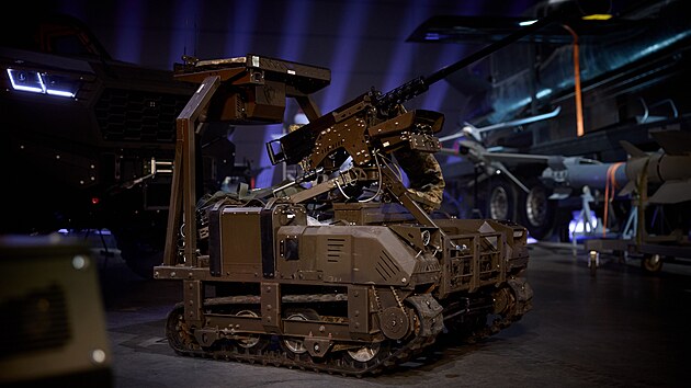 Ukrajinský robotický systém představený na Dni ukrajinských zbrojařů (13. dubna 2026)