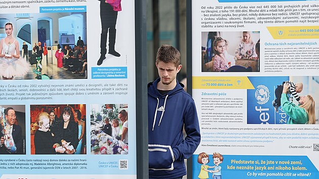 V&yacute;stava z činnosti UNICEF bude k viděn&iacute; na Masarykově n&aacute;měst&iacute; v Ostravě až do 15. května. Expozice je souč&aacute;st&iacute; dlouhodob&eacute; snahy přibl&iacute;žit veřejnosti př&iacute;běhy pomoci dětem doma i ve světě. (17. dubna 2026)