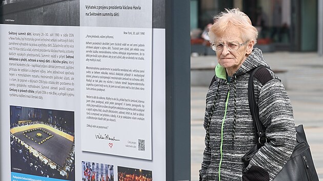 V&yacute;stava z činnosti UNICEF bude k viděn&iacute; na Masarykově n&aacute;měst&iacute; v Ostravě až do 15. května. Expozice je souč&aacute;st&iacute; dlouhodob&eacute; snahy přibl&iacute;žit veřejnosti př&iacute;běhy pomoci dětem doma i ve světě. (17. dubna 2026)