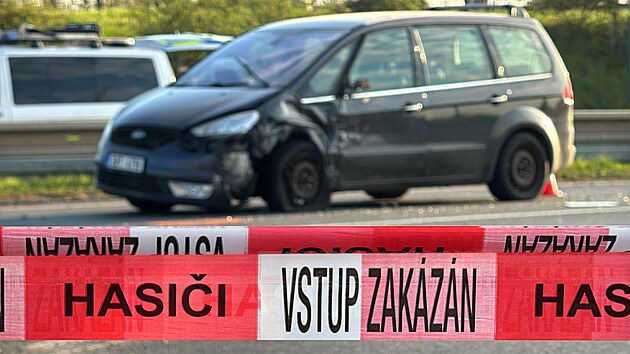 Dopravn&iacute; nehoda na silnici 9 u obce Zdiby v okrese Praha-v&yacute;chod. (17. dubna 2026)