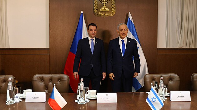 Česk&yacute; ministr zahraničn&iacute; Petr Macinka se při sv&eacute; prvn&iacute; ofici&aacute;ln&iacute; n&aacute;v&scaron;těvě Izraele setkal s premi&eacute;rem Benjaminem Netanjahuem. (14. dubna 2026)