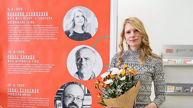 Literární historička Barbora Svobodová působící na univerzitě v Bruselu zahájila festival Literární jaro besedou Baťa mezi řádky: Literatura baťovského Zlína.