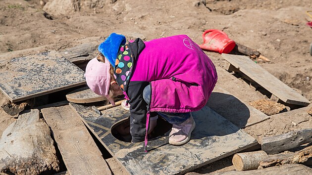 Momentka ze slunn&eacute;ho dne v Lesn&iacute; &scaron;kolce Bažinka. (26. dubna 2026)