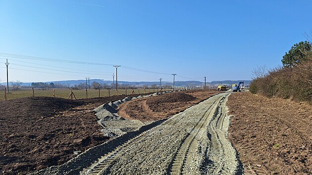 Prostějov se pustil do budov&aacute;n&iacute; zelen&eacute;ho prstence okolo jižn&iacute; č&aacute;sti města. Z&aacute;běr je z března roku 2026.