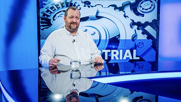 Vedoucí fyzik Protonového centra Vladimír Vondráček v podcastu Industrial
