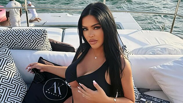 Klaudia Zakrzewska, která vystupuje na Instagramu jako Klaudiaglam
