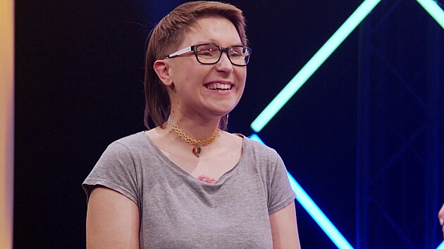 Enn v jednom z prvn&iacute;ch d&iacute;lů Naked Attraction zv&iacute;tězil. S Matějem to ale nevy&scaron;lo a Enn se vrac&iacute; vyb&iacute;rat.