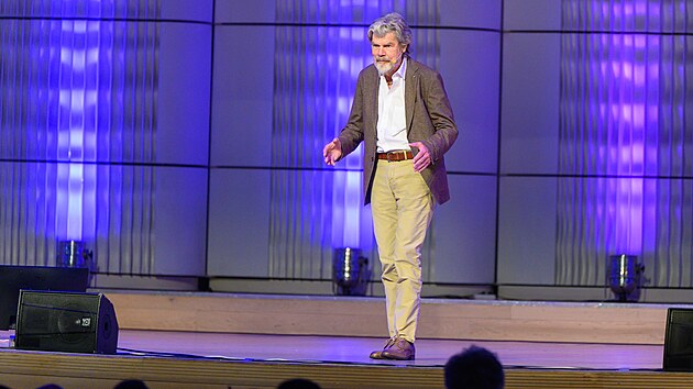 Proslul&yacute; horolezec Reinhold Messner měl jako hlavn&iacute; hvězda cestovatelsk&eacute;ho  festivalu Nezn&aacute;m&aacute; Země v p&aacute;tek 24. dubna 2026 předn&aacute;&scaron;ku a autogrami&aacute;du v Kongresov&eacute;m centru ve Zl&iacute;ně. Dal&scaron;&iacute; den vystoupil před fanou&scaron;ky tak&eacute; na n&aacute;měst&iacute; M&iacute;ru ve Zl&iacute;ně.