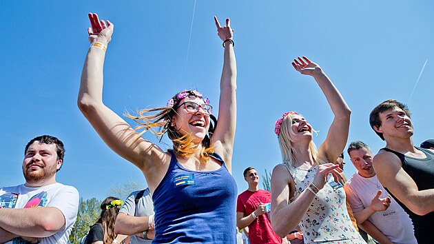 Hradeck&yacute; festival Maj&aacute;les a jeho n&aacute;v&scaron;těvn&iacute;ci (20. dubna 2018)