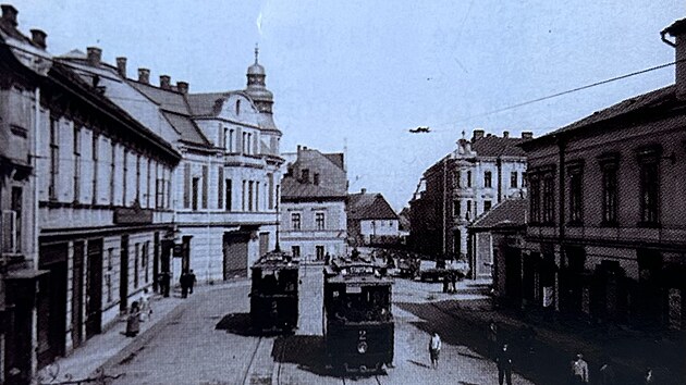 Tramvajov&aacute; v&yacute;hybna na dne&scaron;n&iacute;m n&aacute;měst&iacute; Osvoboditelů v Opavě.
