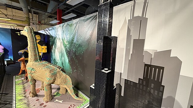 V&yacute;stava LEGO na Čern&eacute;m Mostě nab&iacute;z&iacute; des&iacute;tky detailn&iacute;ch modelů ze světa architektury, historie i popkultury (30. dubna 2026)