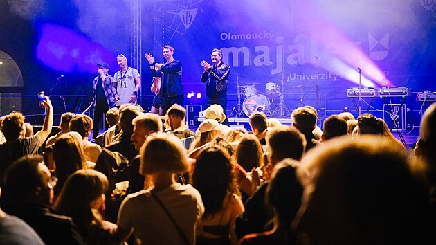 Maj&aacute;les se stal ned&iacute;lnou souč&aacute;st&iacute; jarn&iacute;ho kulturn&iacute;ho děn&iacute; v Olomouci (foto z jednoho z předchoz&iacute;ch ročn&iacute;ků).