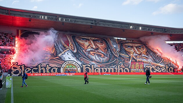 Choreo slávistických fanoušků v derby proti Spartě