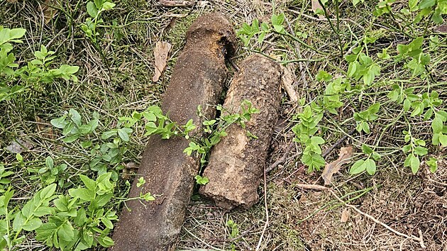 N&aacute;lez u Li&scaron;ova obsahoval kulometn&eacute; n&aacute;boje, dělostřeleck&yacute; gran&aacute;t a des&iacute;tky protitankov&yacute;ch gran&aacute;tů.