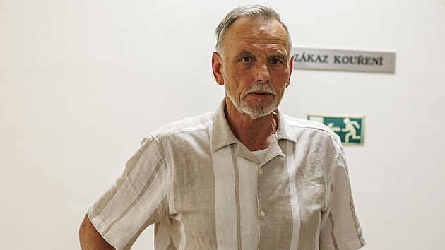 U Okresn&iacute;ho soudu v Břeclavi, kter&yacute; se zab&yacute;val smrt&iacute; chlapce na hři&scaron;ti v roce 2024, vypov&iacute;dal tak&eacute; břeclavsk&yacute; starosta Svatopluk Pěček. (5. května 2026)