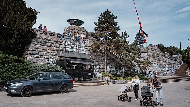 Pražští radní rozhodli o odstranění Kulturního centra Stalin z tržního řádu. (4. května 2026)