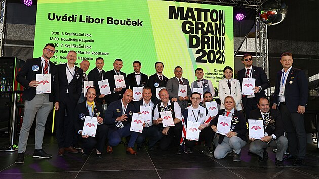 Soutěž&iacute;c&iacute; 26. ročn&iacute;ku soutěže Mattoni Grand Drink. (2. května 202ž)