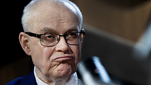 Hostem pořadu Rozstřel je expremi&eacute;r Vladim&iacute;r &Scaron;pidla, kter&yacute; zakl&aacute;d&aacute; Novou soci&aacute;ln&iacute; demokracii.