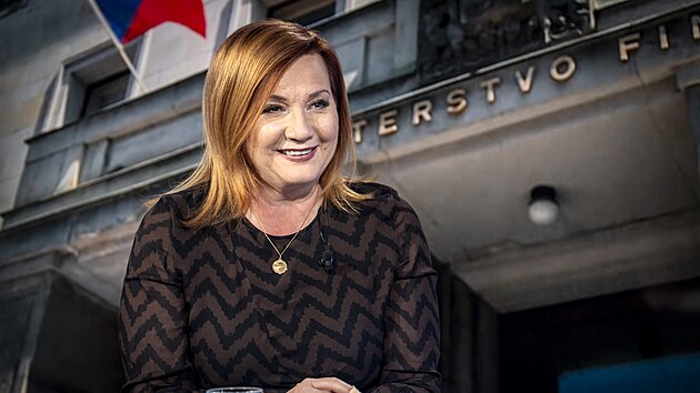 Hostem pořadu Rozstřel je ministryně financí Alena Schillerová. Moderuje Vladimír Vokál.