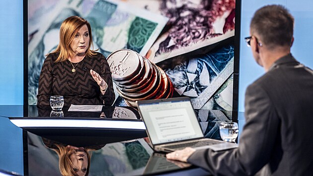 Hostem pořadu Rozstřel je ministryně financí Alena Schillerová. Moderuje Vladimír Vokál.