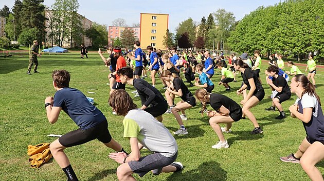 Krajské vojenské velitelství Ostrava zahájilo další ročník branné soutěže Wolfram, která je součástí koncepce Přípravy občanů k obraně státu. Na startovní listině je rekordních 160 škol z celého regionu. Čtyřčlenná družstva jsou tvořena žáky 8. ročníků základních škol a studenty 1. a 2. ročníků středních škol.