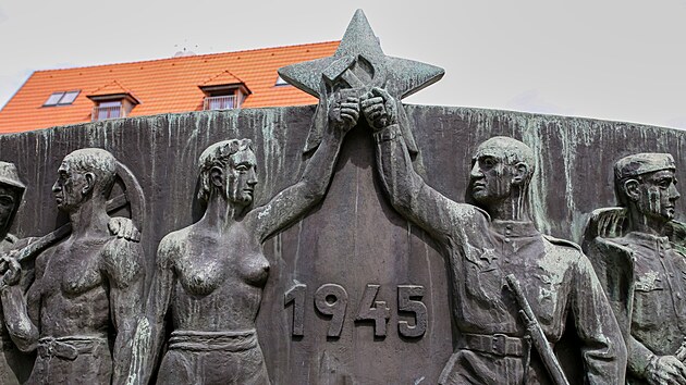Pomník Rudé armádě v Lounech (květen 2026)