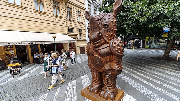 Seznam všech děl Jaroslava Róny, která se objeví na počátku června v ulicích Litomyšle, pořadatelé festivalu nezveřejnili. Bude mezi nimi však Nosorožec, který byl původně umístěn v Praze na Jungmannově náměstí. V Litomyšli bude na zámku.