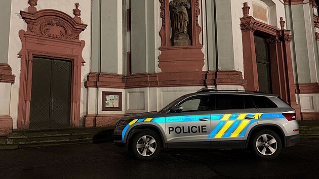 Sn&iacute;mky z m&iacute;sta činu kr&aacute;deže lebky svat&eacute; Zdislavy. (12. května 2026)