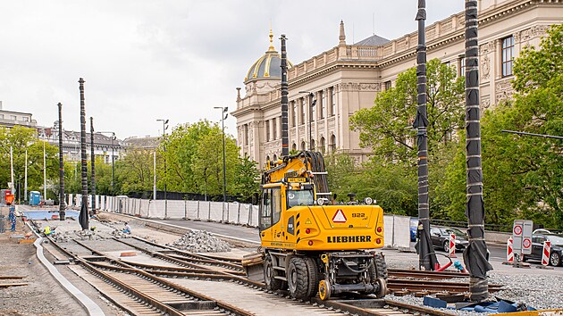Staveni&scaron;tě nov&eacute; tramvajov&eacute; trati u Muzea (13. května 2026)