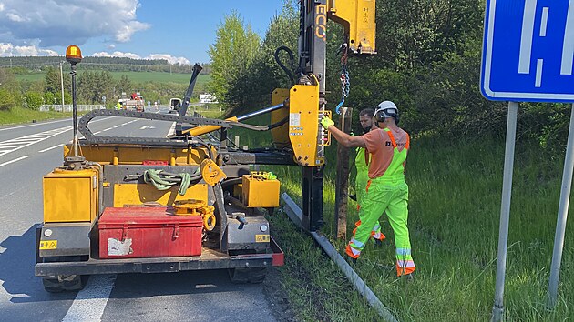 Auta se vr&aacute;tila do Třemo&scaron;n&eacute;. Oprava mostu na obchvatu města m&aacute; trvat do konce letn&iacute;ch pr&aacute;zdnin. (18. května 2026)