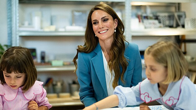 Britsk&aacute; princezna Kate při n&aacute;v&scaron;těvě &scaron;kolek v italsk&eacute;m městě Reggio Emilia (13. května 2026)