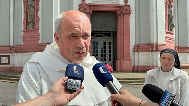 Lebka se vrátí do baziliky, říká představený a dominikánský děkan Pavel Maria Mayer. (17. května 2026)