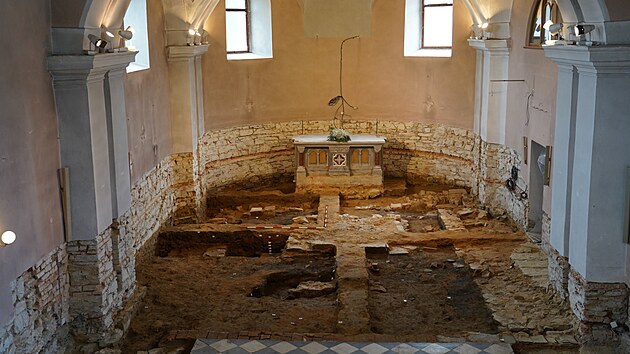 Archeologick&yacute; v&yacute;zkum kostela Narozen&iacute; Panny Marie ve Stěbořic&iacute;ch (2026)