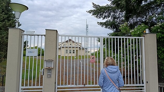 B&yacute;val&yacute; vys&iacute;lač a komunistick&aacute; ru&scaron;ička Velk&yacute; Radvan u Domamile se v budoucnu otevře veřejnosti. Paměť n&aacute;roda zde pl&aacute;nuje nov&eacute; vzděl&aacute;vac&iacute; centrum. (26. května 2026)