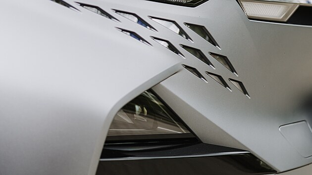 Alpine A390
