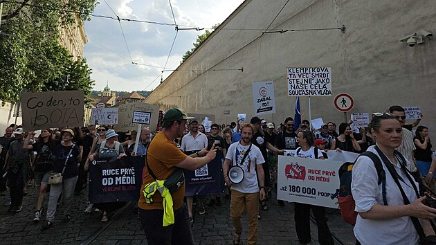 V Praze se v neděli odpoledne koná další demonstrace na podporu České televize a Českého rozhlasu. (24. května 2026)