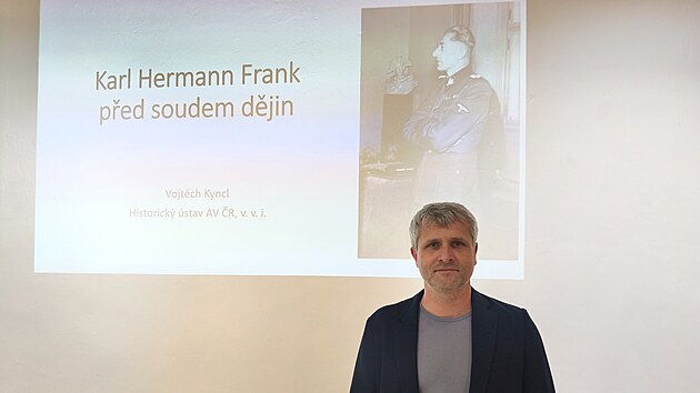 Historik Vojtěch Kyncl přijel přednášet o K. H. Frankovi do městského muzea v Hlinsku.