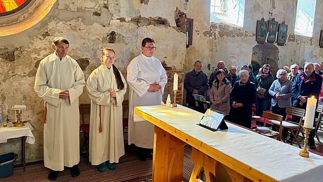 Kostel sv. Jana Křtitele v b&yacute;val&eacute; vsi Krabono&scaron; u hranic s Rakouskem pl&aacute;nuj&iacute; zvelebovat a opravovat. (22. května 2026)