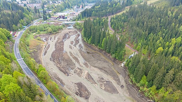 Labská přehrada se prázdní, budou se tu těžit sedimenty. (15. května 2026)